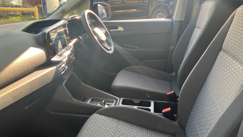 Ford Transit Connect 250 L2 Petrol 1.5 EcoBoost PHEV 150 Limited Van Auto